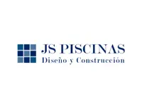 Logotipo azul con mosaico cuadrado, letras con remates y el texto Diseño y Construcción.